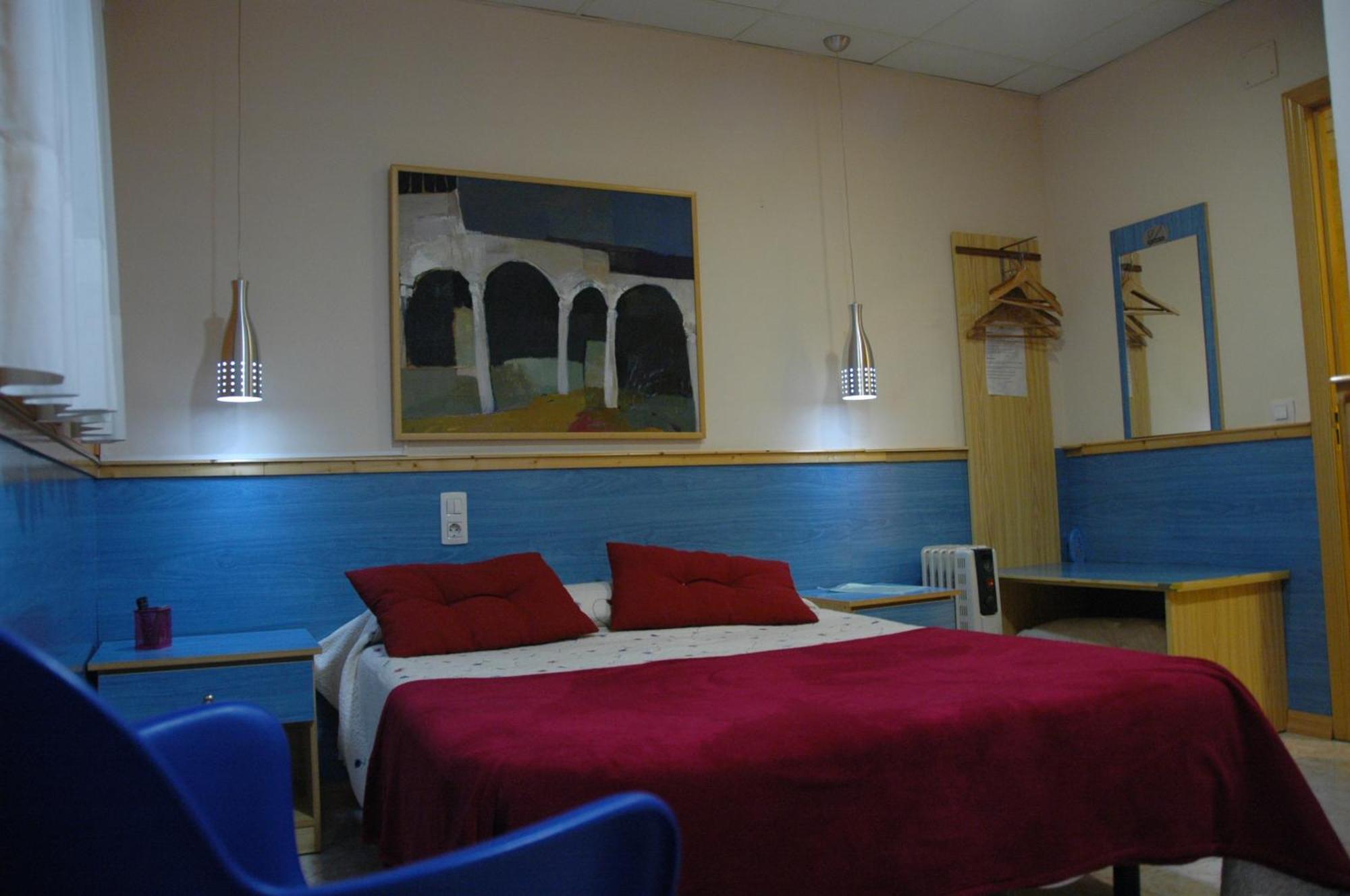 Hostal El Cartero Teruel Bagian luar foto